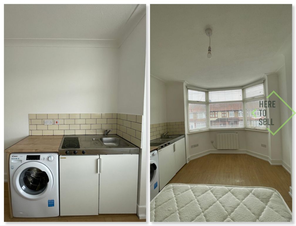 Property photo 3 of 3 Kitchenet