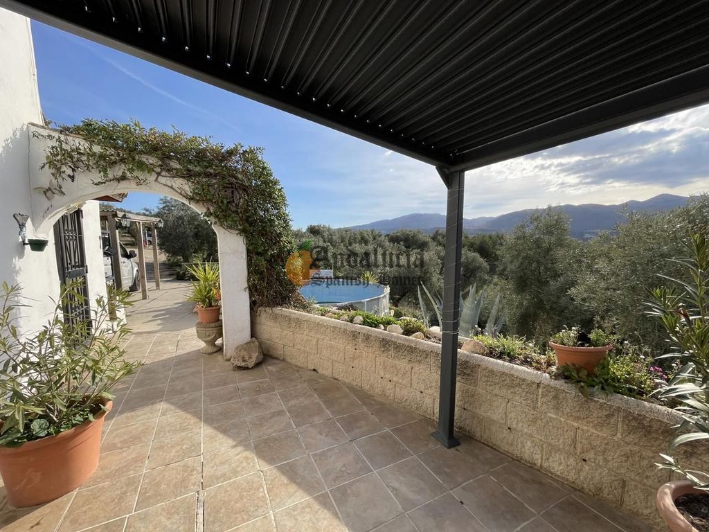 Property photo 3 of 48