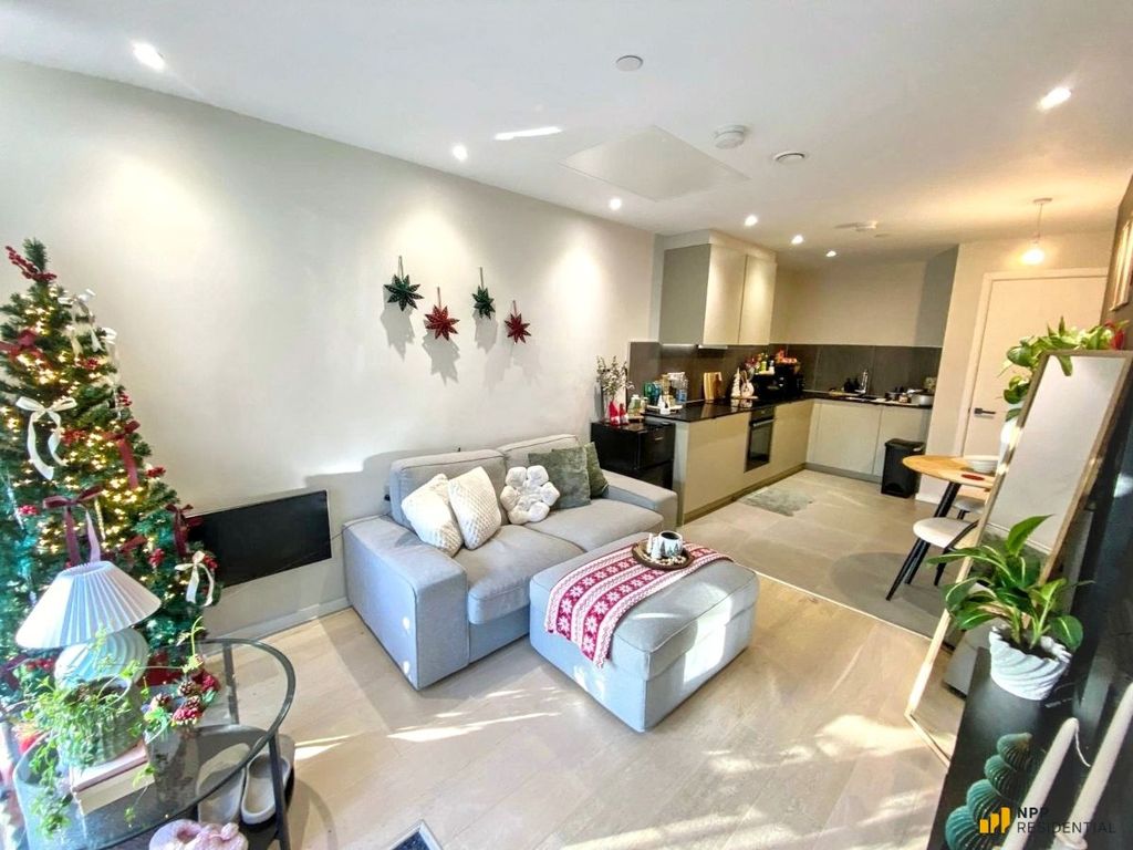 Property photo 2 of 13