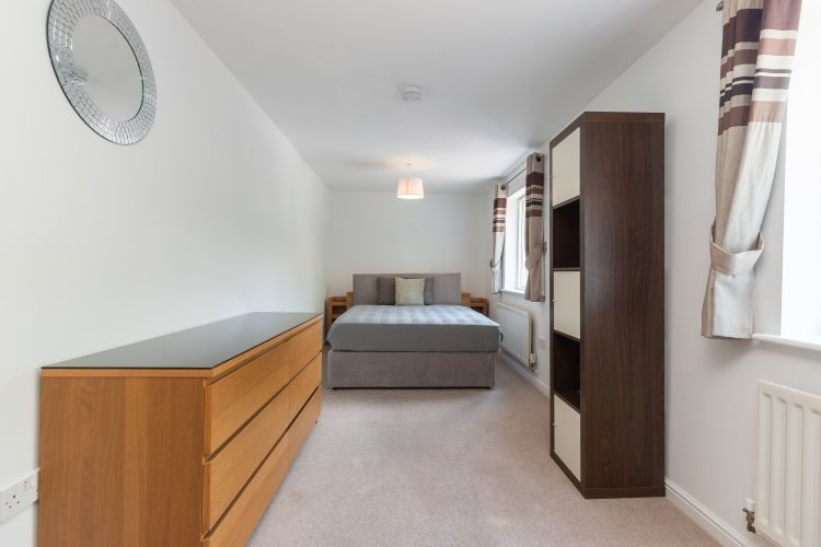 Property photo 3 of 9 280831