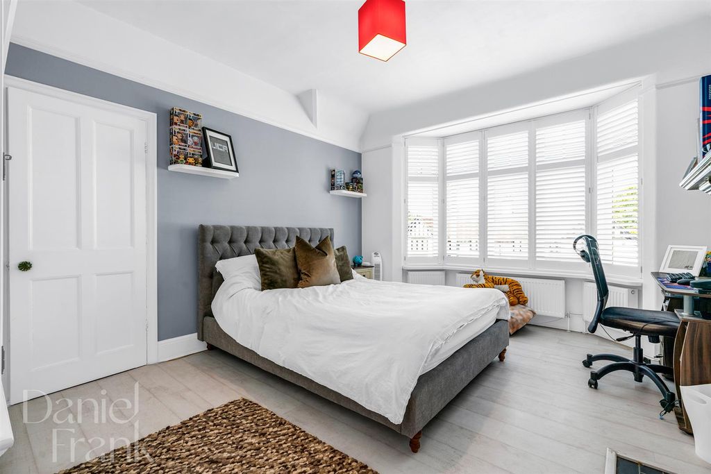Additional image 37 of 5 bed detached house for saleThe Uplands, Loughton IG10