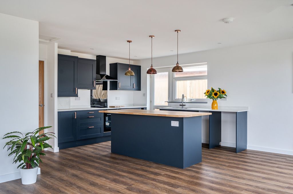 Property photo 2 of 20 Kitch/Sitting/Dining