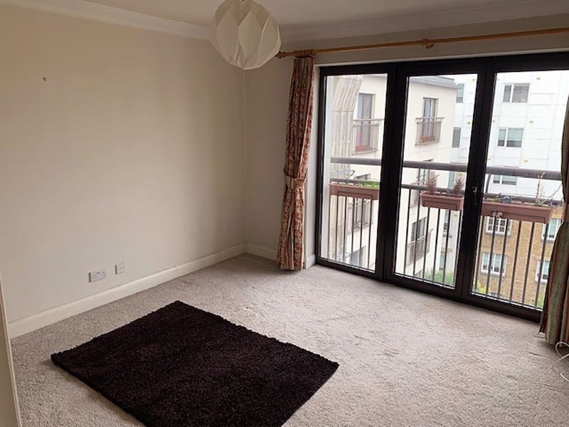Property photo 3 of 12 Photo 7