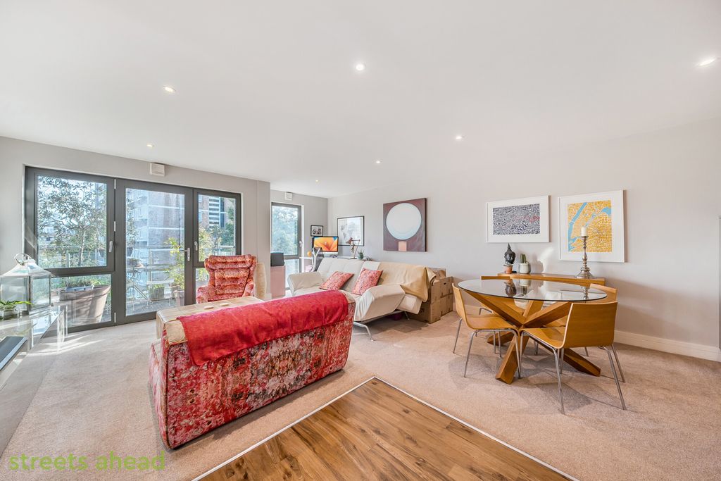 Property photo 1 of 15 F6594d61-9d61-42c...