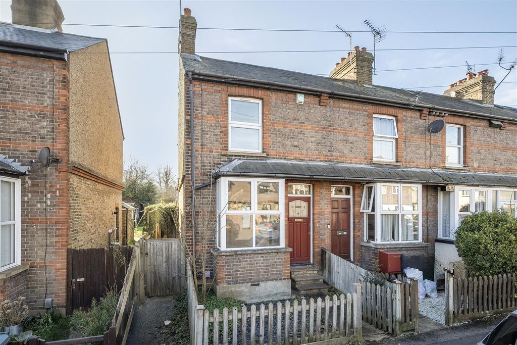Property photo 1 of 12 Grove Road - Front.Jpg