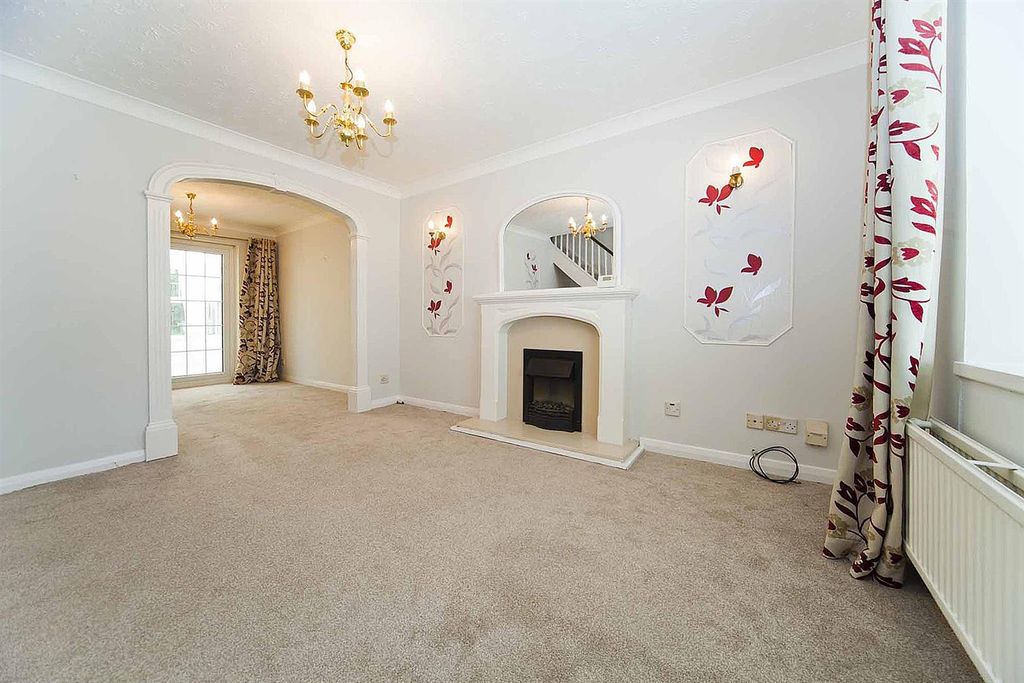 Property photo 3 of 23