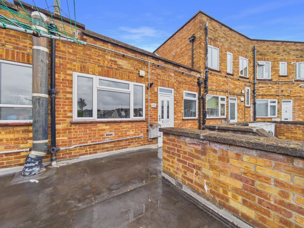 Property photo 1 of 17 5229800
