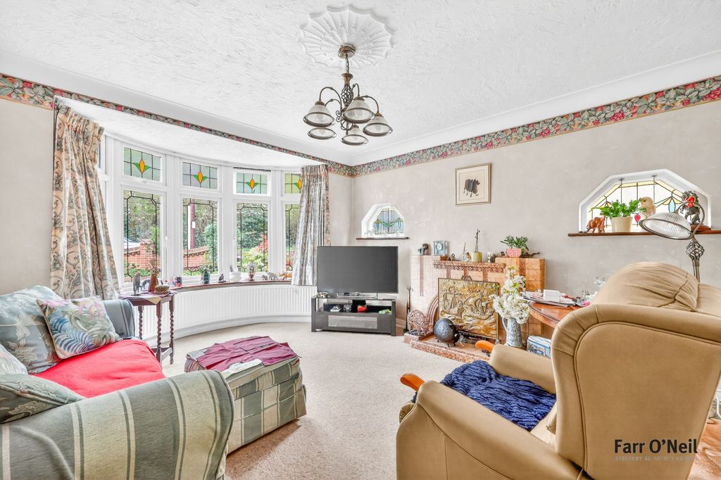 Property photo 2 of 29 Photo 11