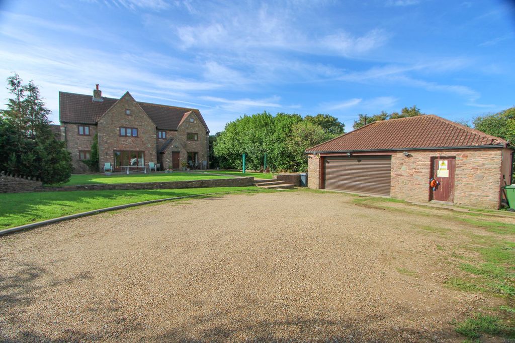 Property photo 1 of 29