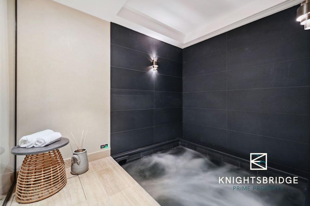 Additional image 22 of 6 bed property to rentChester Square, London SW1W