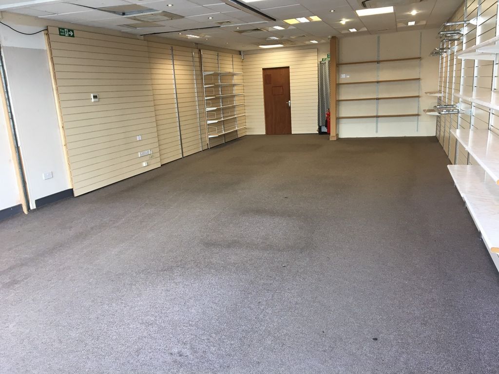 Property photo 2 of 6