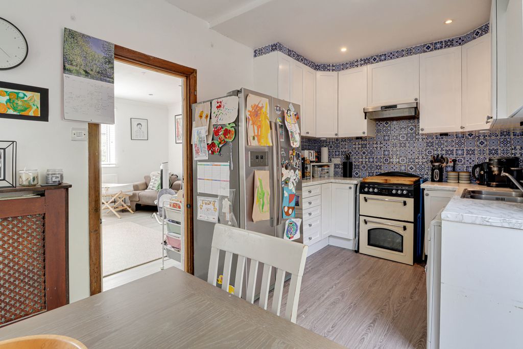 Property photo 3 of 15 Kitchen