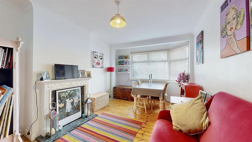 Property photo 3 of 12 P8.Jpg