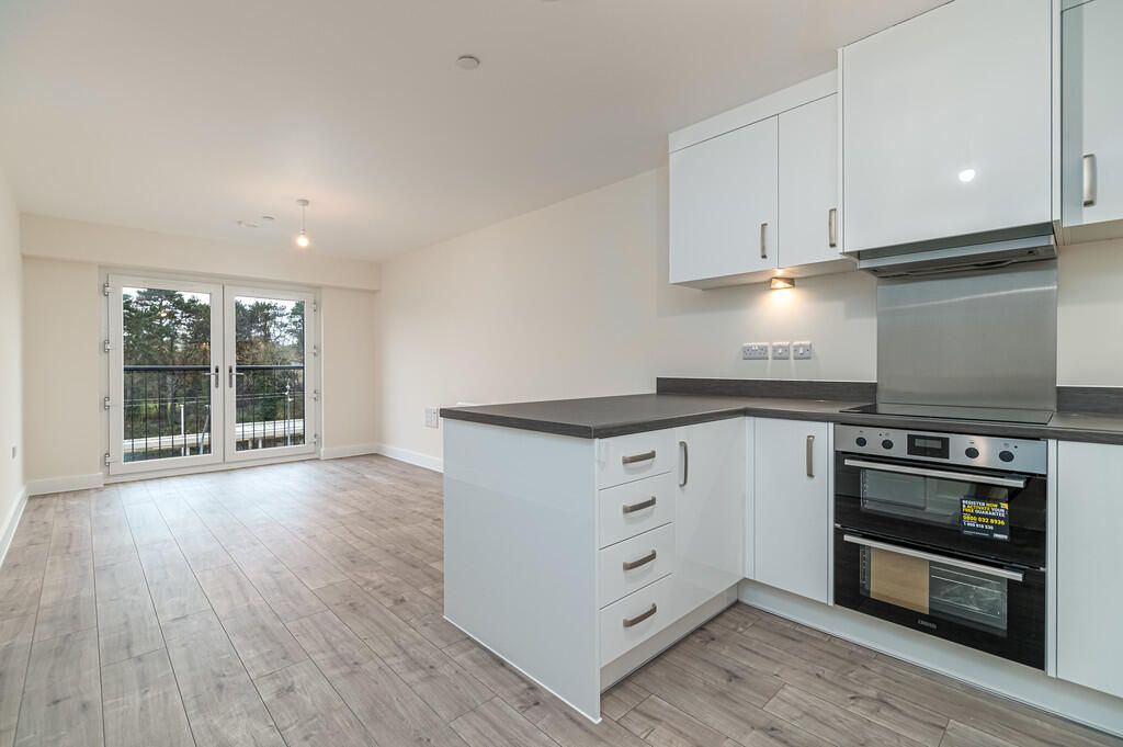 Property photo 3 of 21 Image