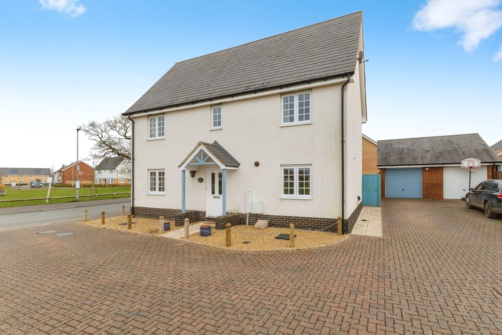 Property photo 1 of 17 Photography