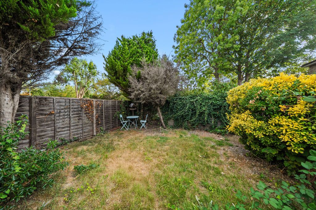 Property photo 2 of 11 Photo 19