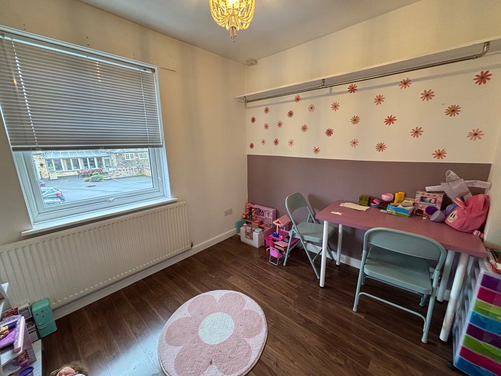 Property photo 3 of 7 Bedroom