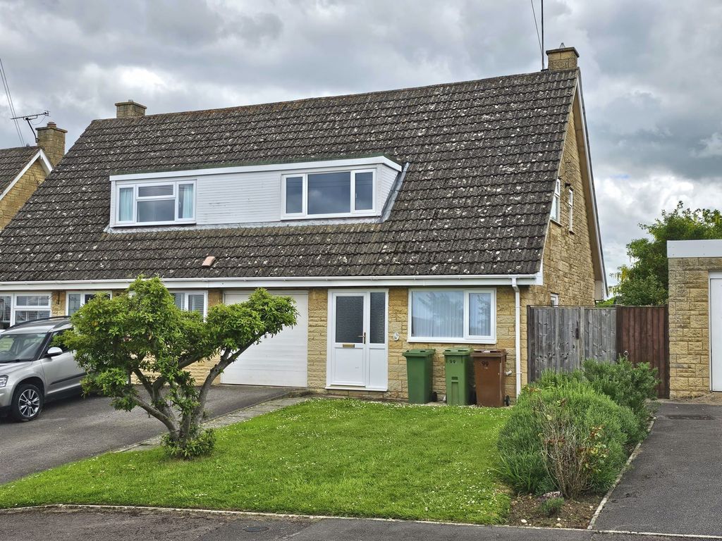 Property photo 1 of 11 Photo 5