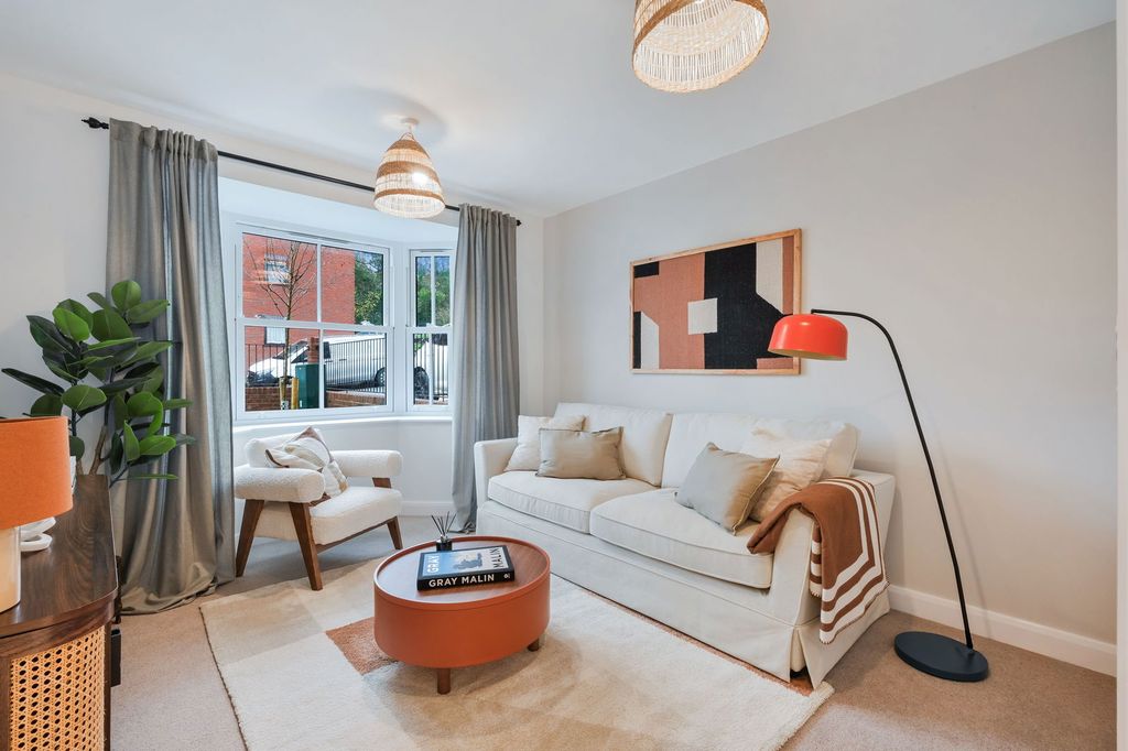 Property photo 3 of 20