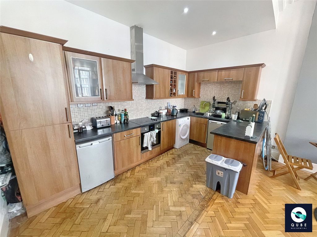 Property photo 2 of 6 Picture No. 07