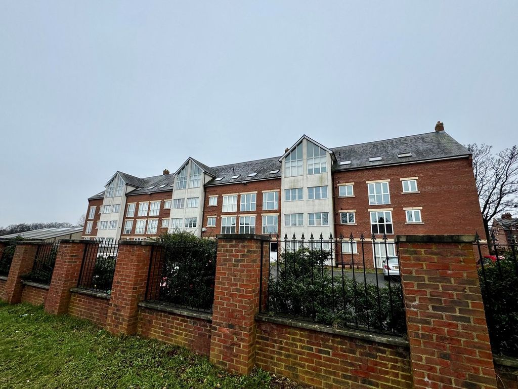 Property photo 1 of 7
