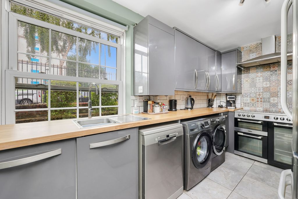 Property photo 3 of 10 Picture No. 03