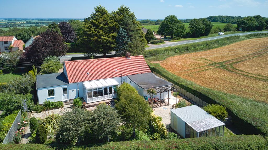 Property photo 2 of 29 Dji_0452