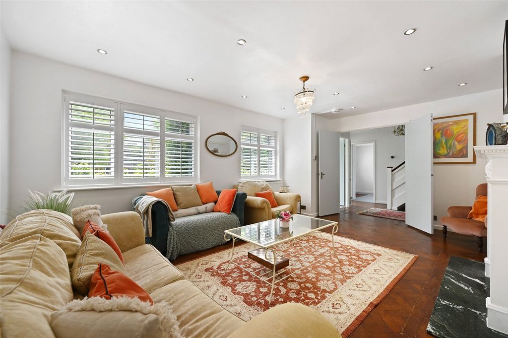 Property photo 2 of 12 Picture No. 07