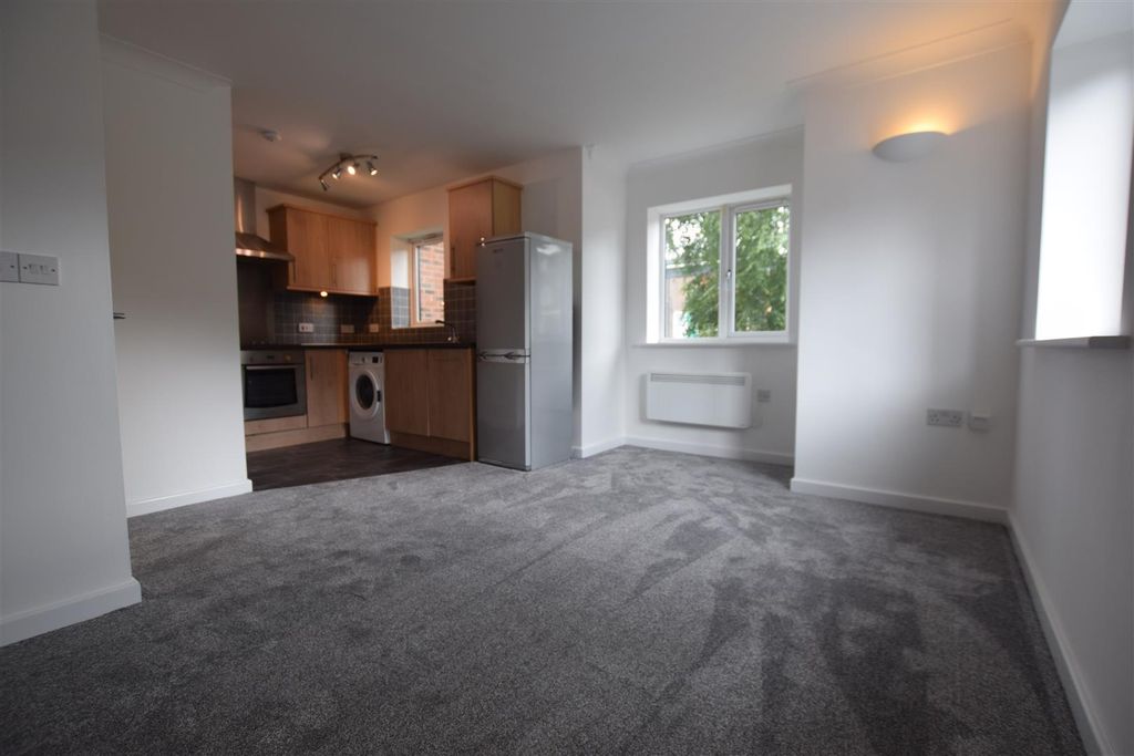 Property photo 3 of 9 3.Jpg