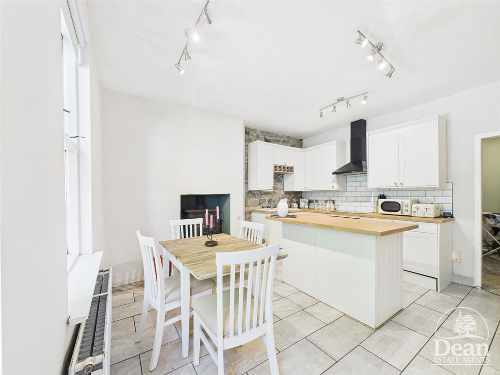 Additional image 4 of 3 bed semi-detached house for saleBayhead Villas, Lydbrook GL17