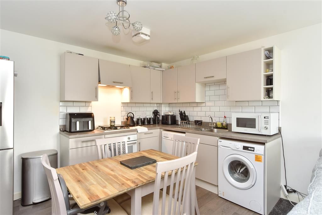 Property photo 1 of 10 Kitchen/Living Area