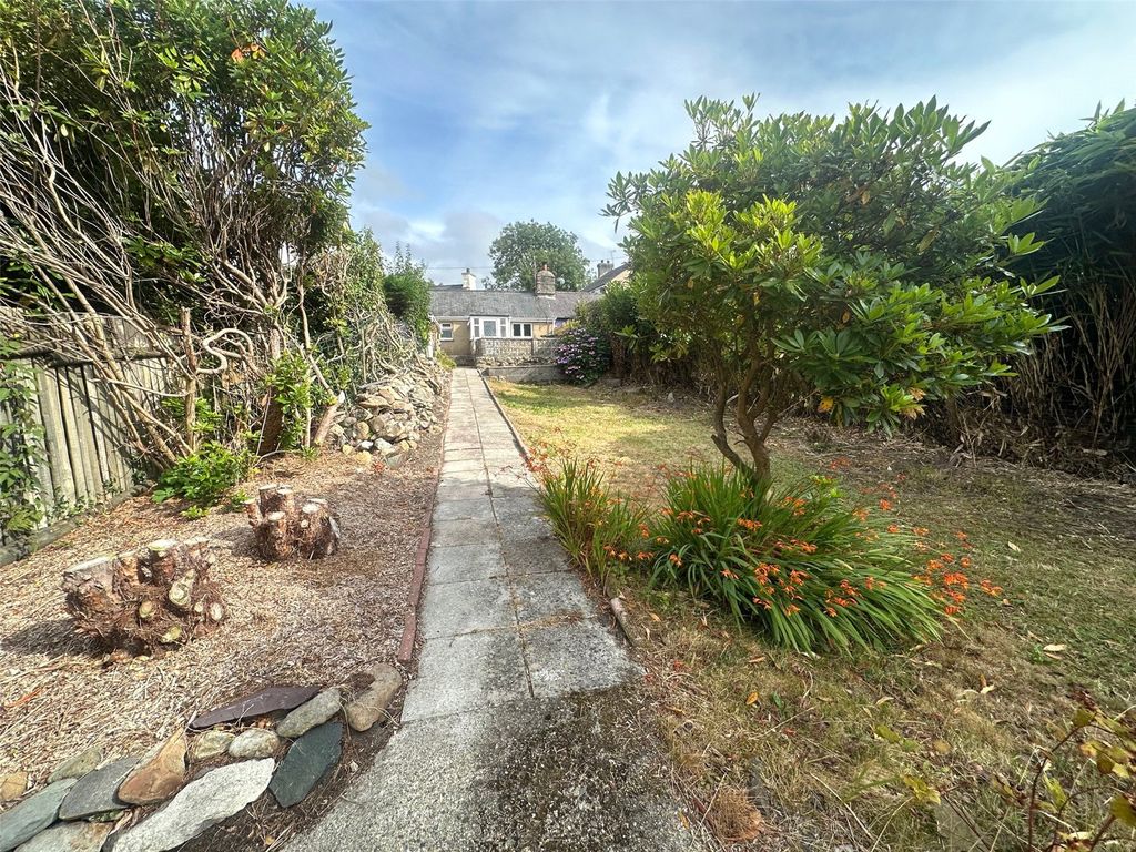 Property photo 2 of 11 Picture No. 02