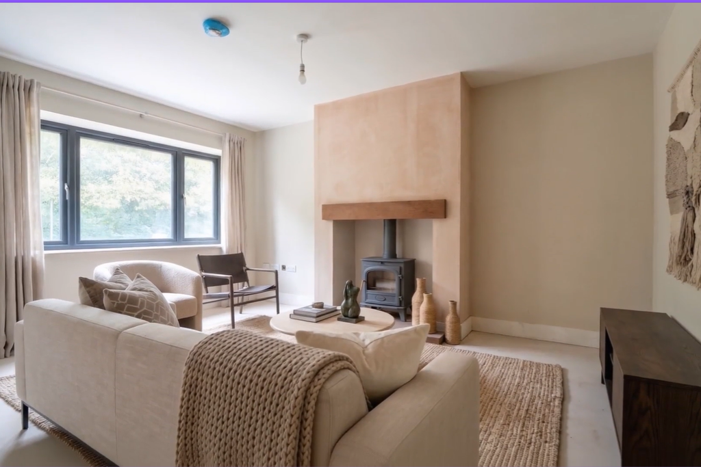 Property photo 3 of 26