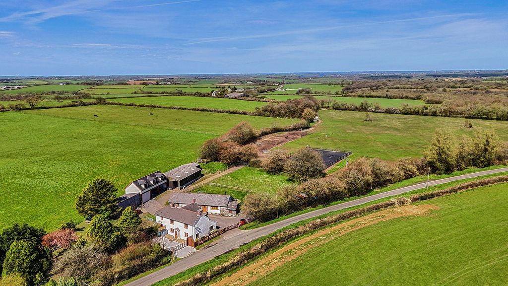 Property photo 1 of 31