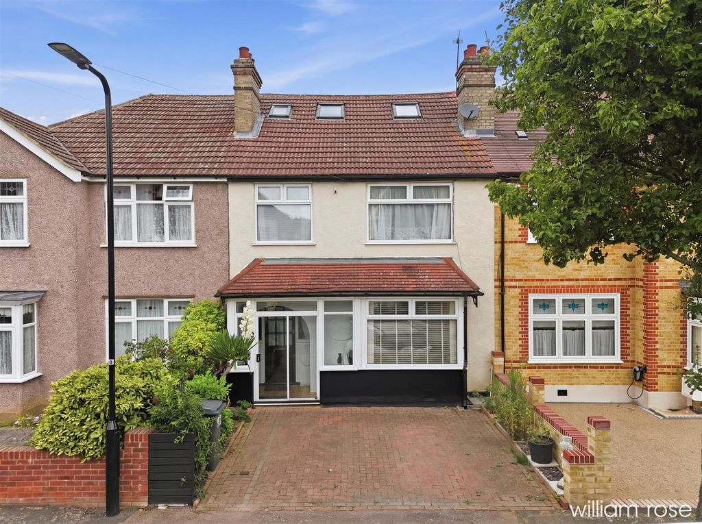 Property photo 1 of 35 1_001_Dji_20260714102231_0164_d.Jpg