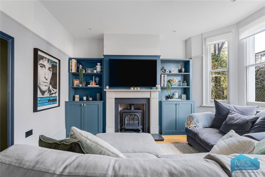 Property photo 3 of 30 Picture No. 34