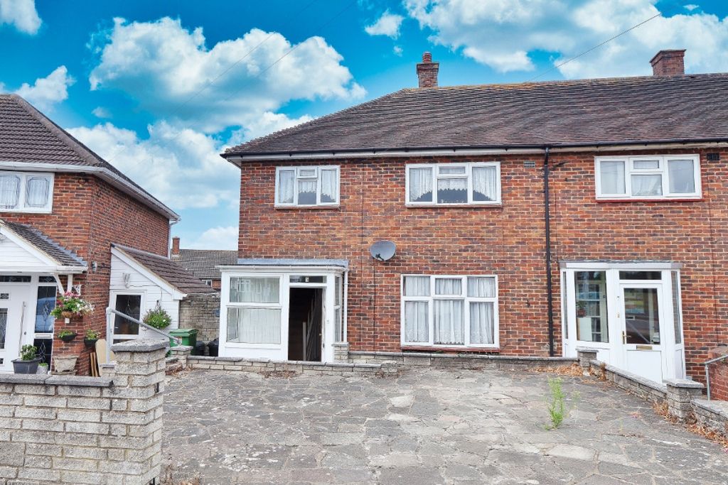 Property photo 1 of 11