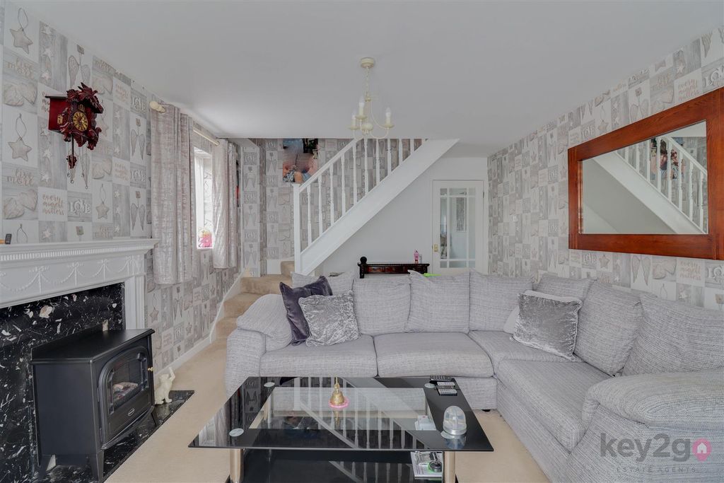 Property photo 3 of 19 Img_2086-Img_2088.Jpg