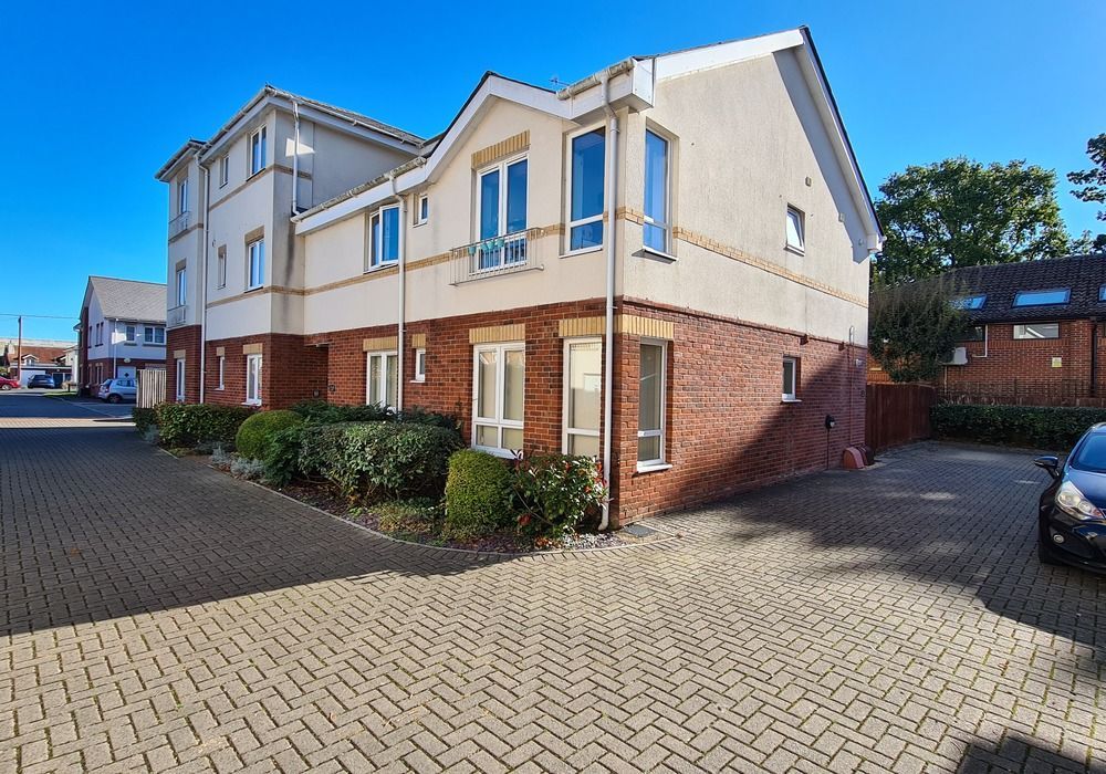 Property photo 1 of 23