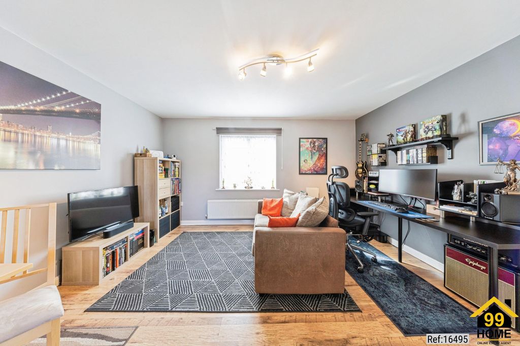 Property photo 3 of 20 Photo 2