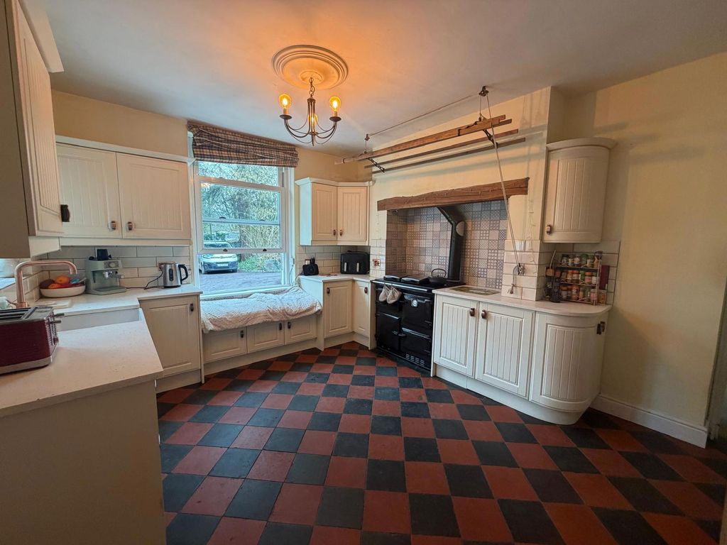 Property photo 2 of 14 Photograph