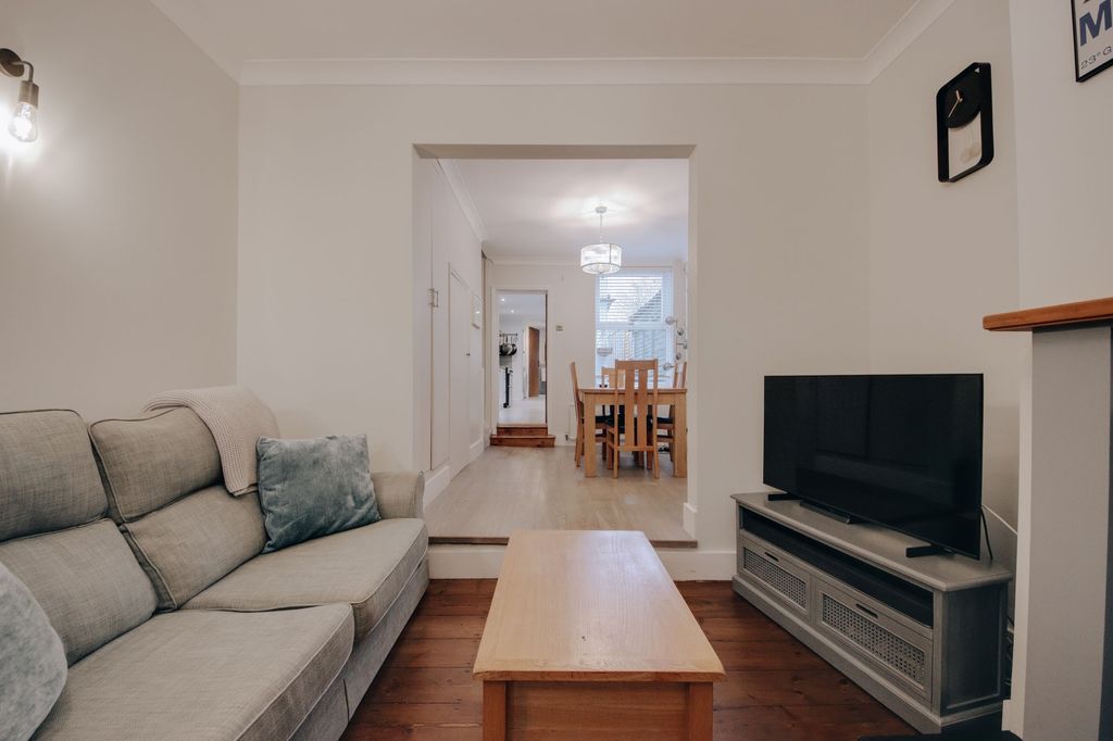 Property photo 1 of 10 Open-Plan Living Area