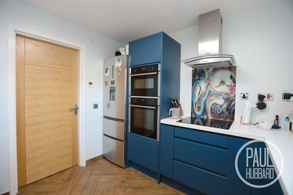 Property photo 3 of 17 7R5A8198.Jpg