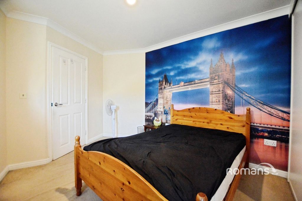 Property photo 3 of 5 Pbox-Img.Jpg
