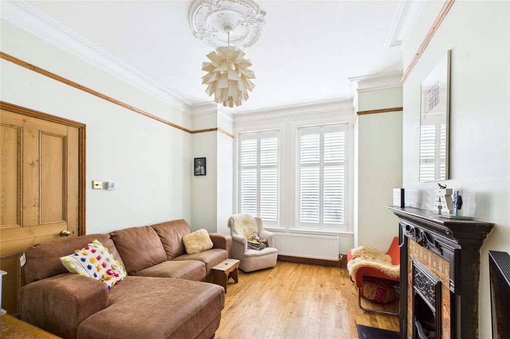 Property photo 2 of 11 Picture No. 03