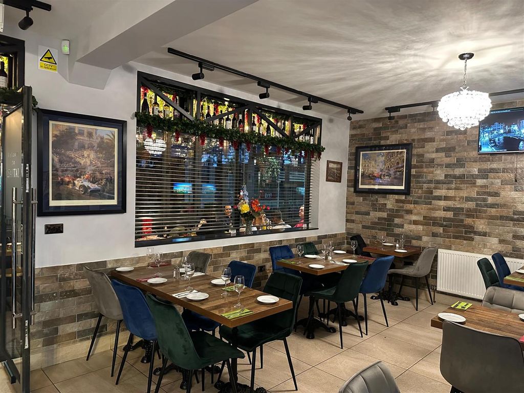 Property photo 3 of 7 Photo 2