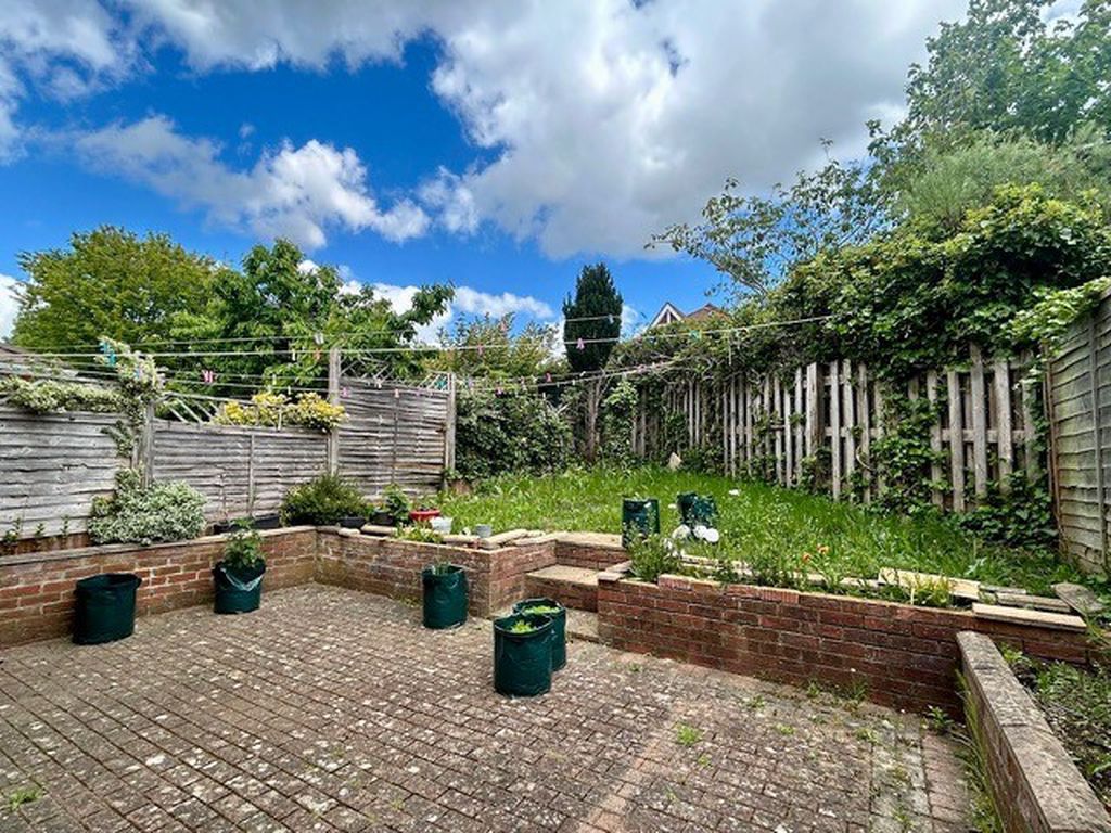 Property photo 3 of 10 Photo 7