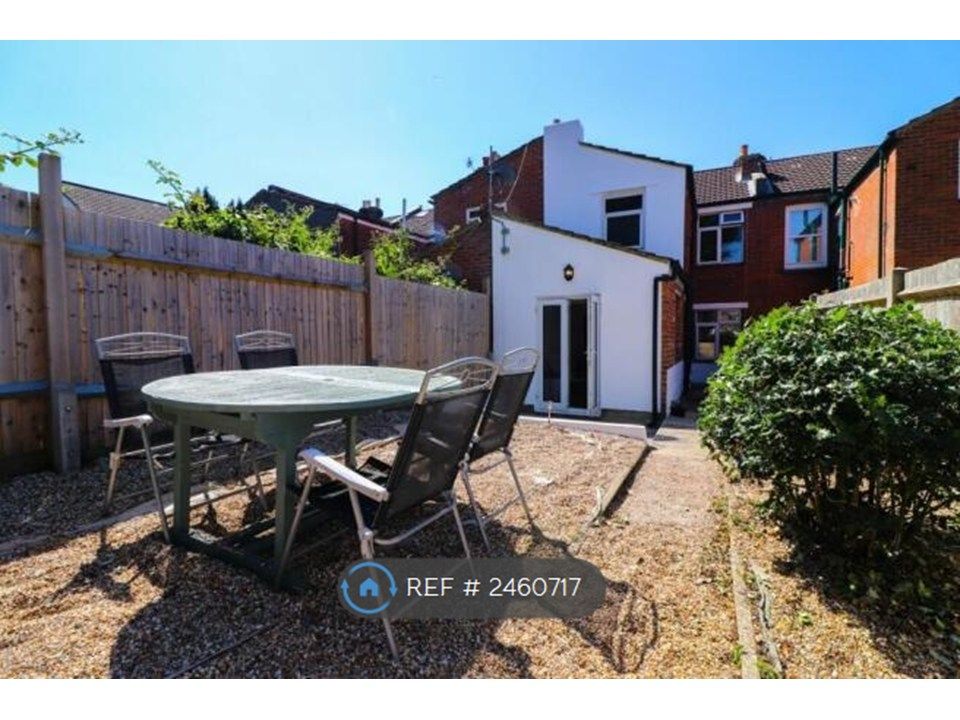 Property photo 3 of 7