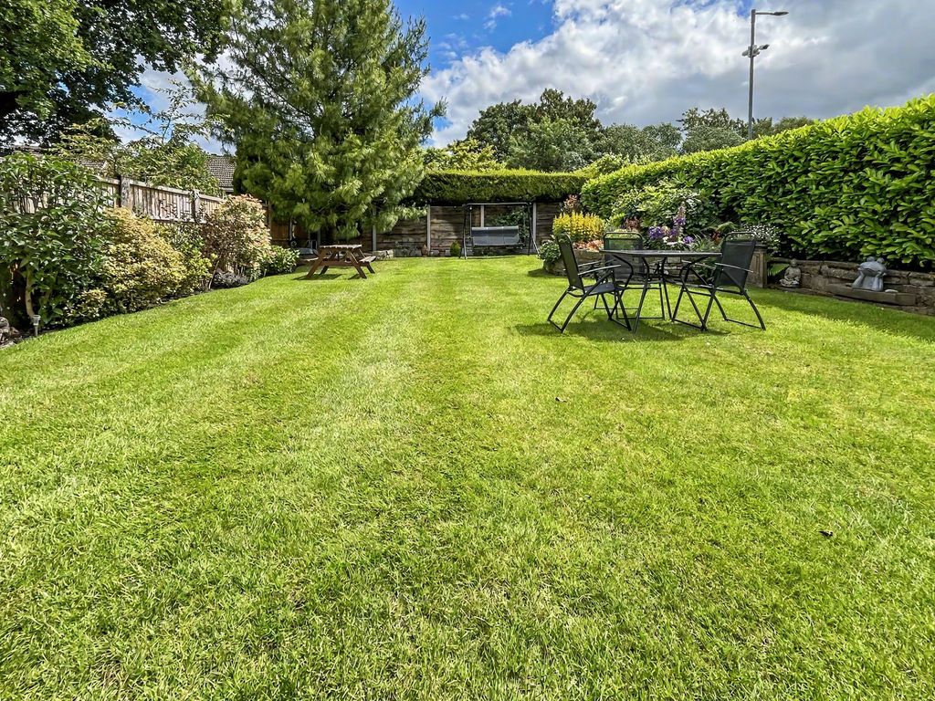 Property photo 2 of 54