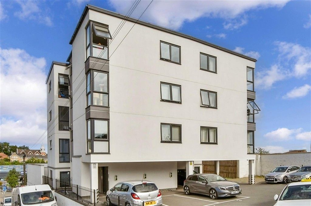 Property photo 2 of 10 External Web